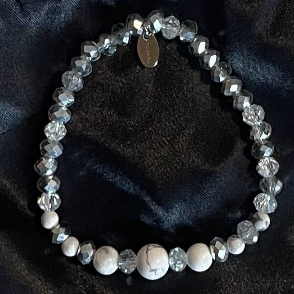 Tocara Layla Howlite Crystal & Stainless Steel Stretch Bracelet | C$14